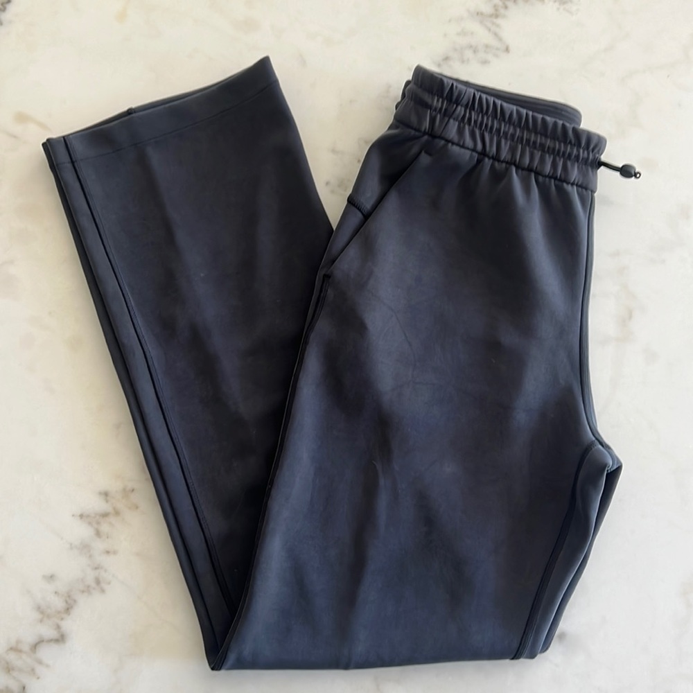 Brand new Lululemon soft stream pant